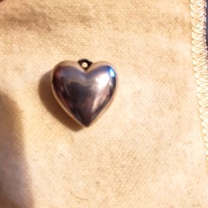 Retired James Avery Puff Heart Charm